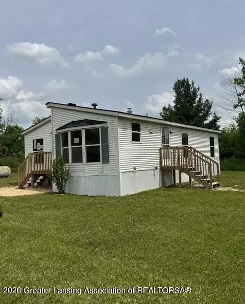 26506 E Baseline Hwy, Charlotte, MI 48813