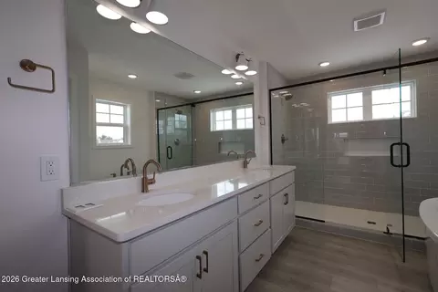 Bath - 3535 Stanwood Dr, Dewitt, MI 48820 photo 1 of 4