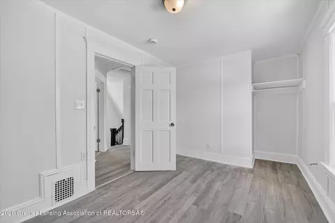409 Garfield St, Jackson, MI 49203 photo 8