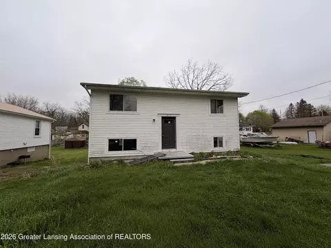 615 Jennie St, Eaton Rapids, MI 48827