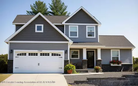 4610 N Weeping Willow Ln, Sanford, MI 48657