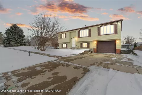 1596 Berkley Dr, Holt, MI 48842