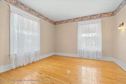 423 Jackson St, Grand Ledge, MI 48837 photo 22