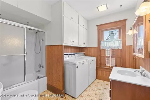 423 Jackson St, Grand Ledge, MI 48837 photo 25