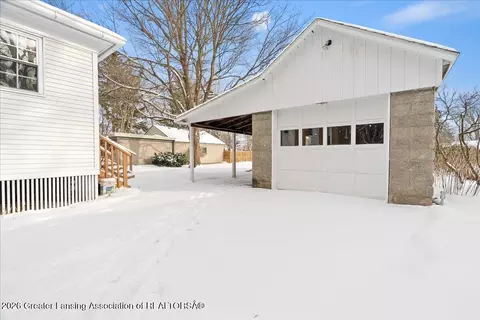 423 Jackson St, Grand Ledge, MI 48837 photo 4