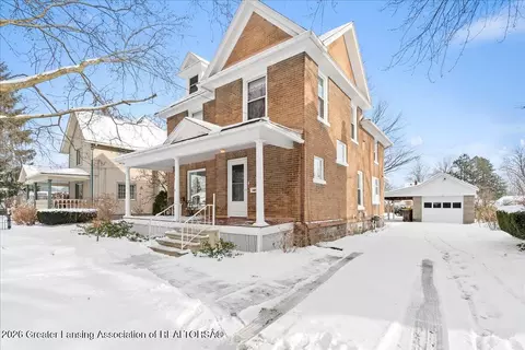423 Jackson St, Grand Ledge, MI 48837 photo 3