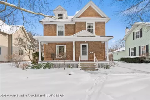 423 Jackson St, Grand Ledge, MI 48837 photo 2