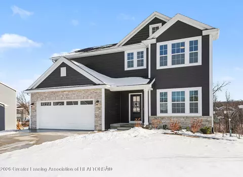3215 E Crandell Dr, Charlotte, MI 48813