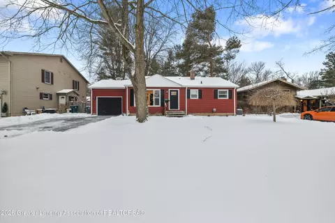 1003 Delridge Rd, East Lansing, MI 48823
