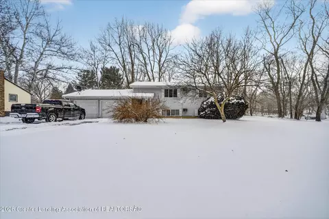 1401-1403 Bennett Rd, Lansing, MI 48906