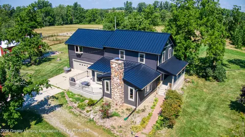 410 N Fiske Rd, Coldwater, MI 49036