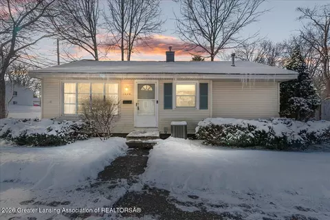 1420 Snyder Rd, East Lansing, MI 48823