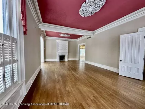 Living - 1912 4th St, Jackson, MI 49203 photo 3 of 3