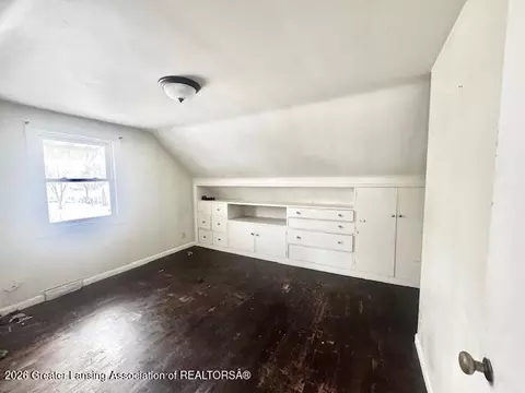 Bedroom - 616 Glendale Ave, Lansing, MI 48910 photo 2 of 2