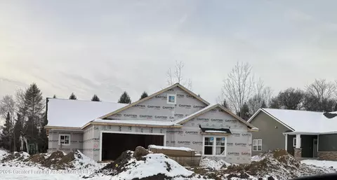 15270 Mulligan Dr, Bath, MI 48808