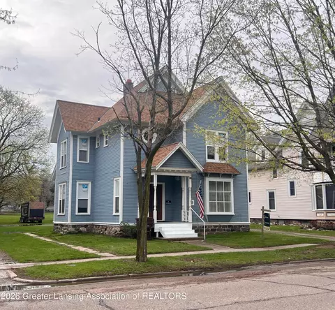 110 N Main St, Leslie, MI 49251