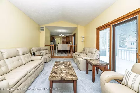 3934 E Sunwind Dr, Okemos, MI 48864 photo 10
