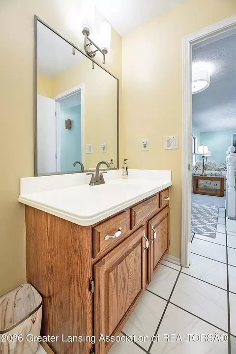 3934 E Sunwind Dr, Okemos, MI 48864 photo 11