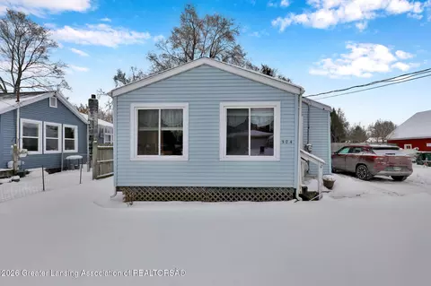 504 W Fairfield Ave, Lansing, MI 48906