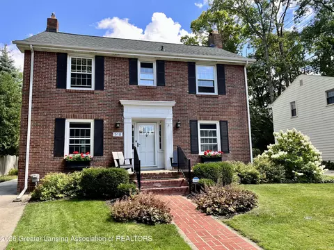518 E Oakwood Dr, East Lansing, MI 48823