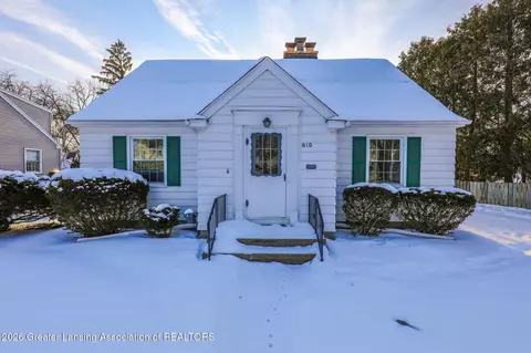 610 Kedzie St, East Lansing, MI 48823