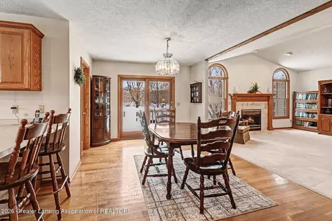 Dining - 1901 E Stoll Rd, Lansing, MI 48906 photo 2 of 2