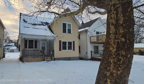 921 N Sycamore St, Lansing, MI 48906