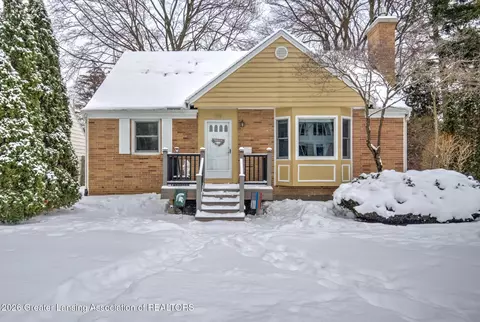 319 Oxford Rd, East Lansing, MI 48823