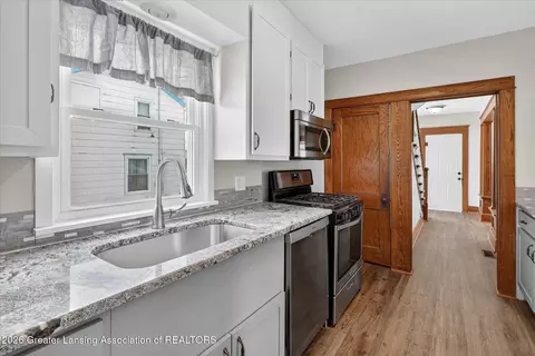 128 State St, Eaton Rapids, MI 48827 photo 10