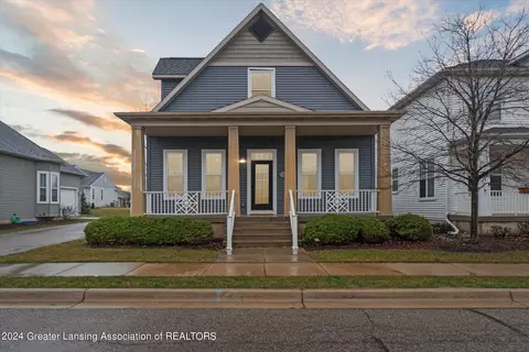 3240 Wharton St, East Lansing, MI 48823