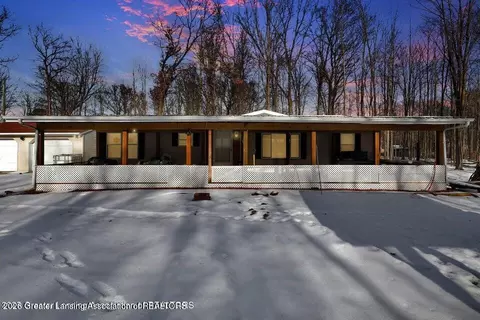 1987 W Isabella Rd, Midland, MI 48640