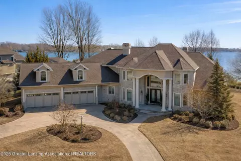 6299 Quail St, Haslett, MI 48840