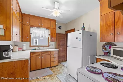 Kitchen - 303 W Washington St, Dewitt, MI 48820 photo 1 of 3