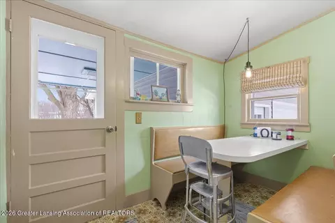 Dining - 303 W Washington St, Dewitt, MI 48820 photo 3 of 3