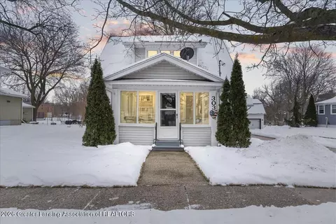 Exterior - 303 W Washington St, Dewitt, MI 48820 photo 6 of 6