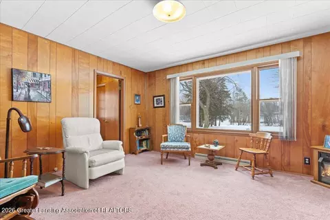 Living - 303 W Washington St, Dewitt, MI 48820 photo 1 of 1
