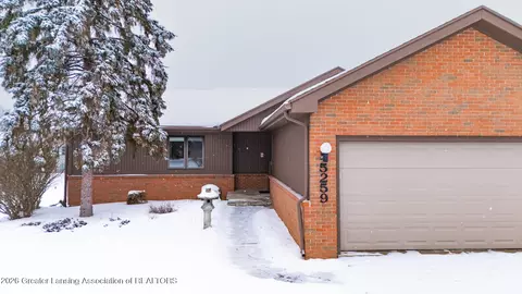 5259 Golden Cir, East Lansing, MI 48823