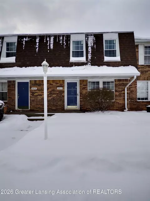 6317 Beechfield Dr #49, Lansing, MI 48911