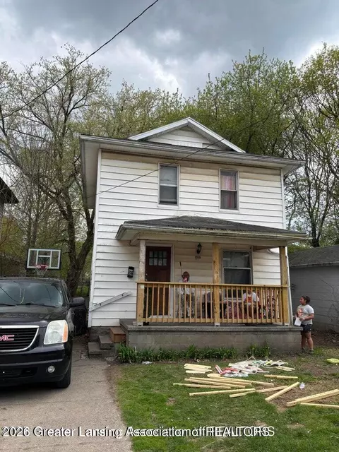 1019 Daleford Ave, Lansing, MI 48915
