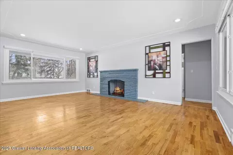 4523 Chippewa Dr, Okemos, MI 48864 photo 9