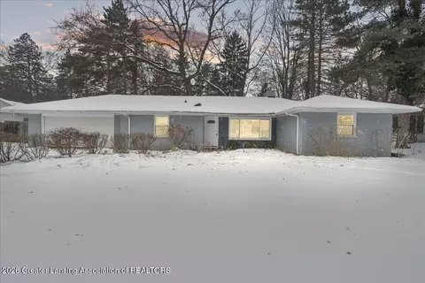 4523 Chippewa Dr, Okemos, MI 48864