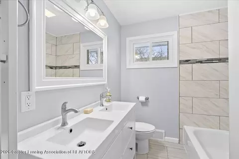 4523 Chippewa Dr, Okemos, MI 48864 photo 22