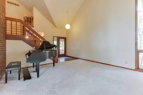 Living - 1991 Cimarron Dr, Okemos, MI 48864 photo 7 of 9