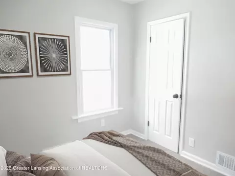 Bedroom - 1114 Hamilton St, Jackson, MI 49202 photo 2 of 2