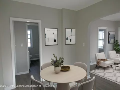 Entry Way - 1114 Hamilton St, Jackson, MI 49202 photo 1 of 2
