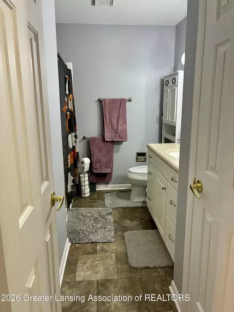 Bath - 513 N Scott St, Dewitt, MI 48820 photo 1 of 1