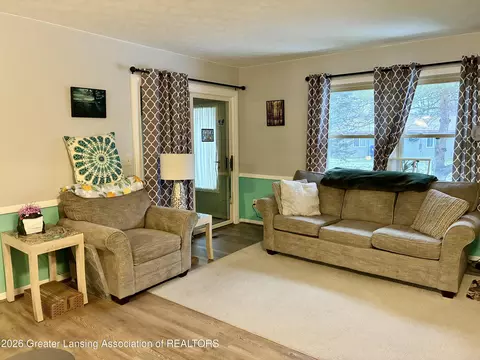 Living - 513 N Scott St, Dewitt, MI 48820 photo 2 of 2