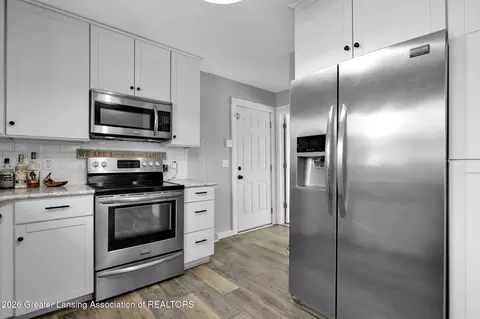 Kitchen - 719 Williams St, Williamston, MI 48895 photo 2 of 3