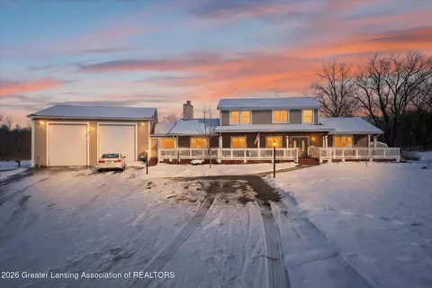 1140 N Smith Rd, Eaton Rapids, MI 48827