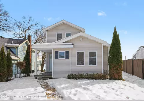 332 Ackerson Lake Dr, Jackson, MI 49201